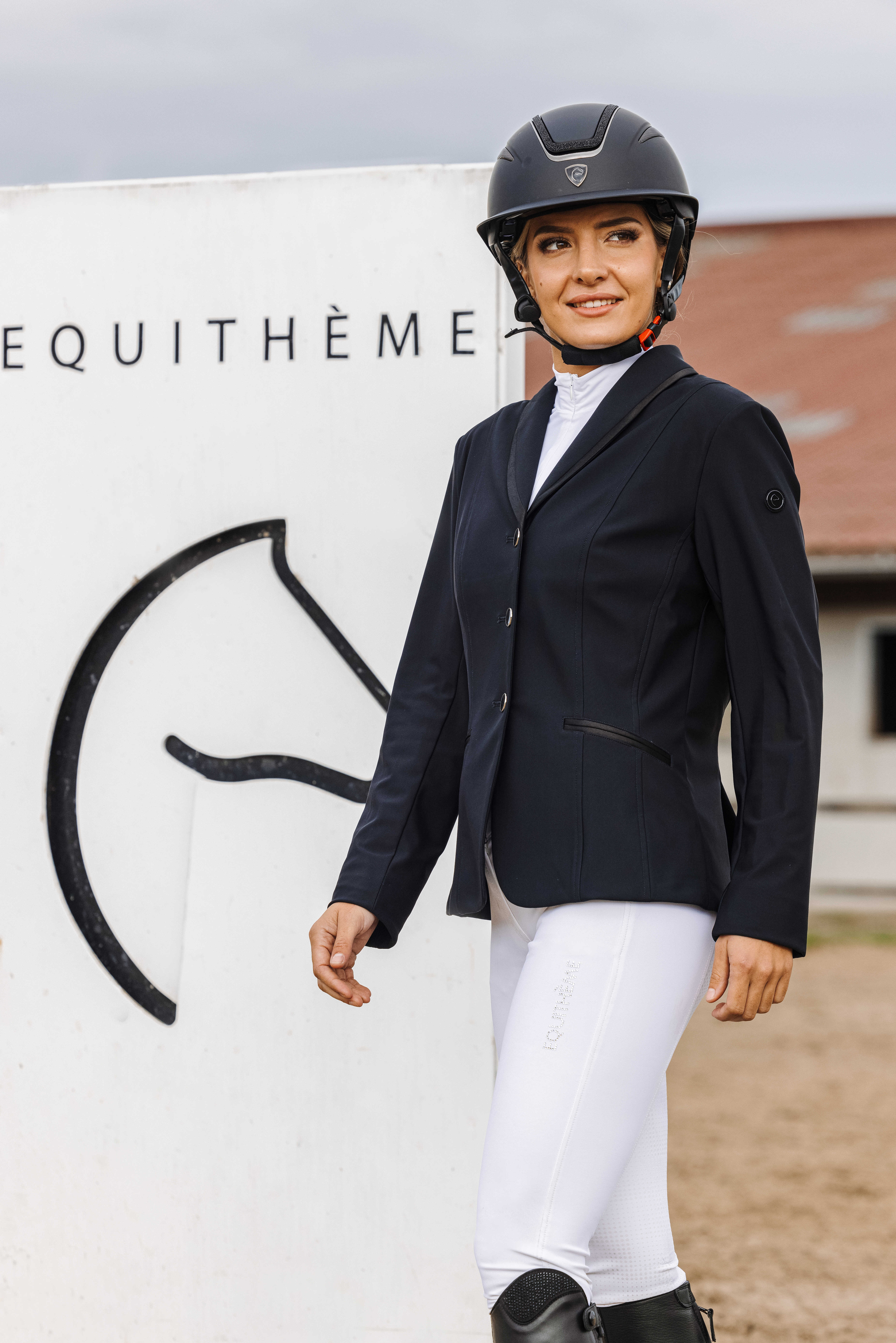 Equitheme Sydney Kisatakki Musta - 2