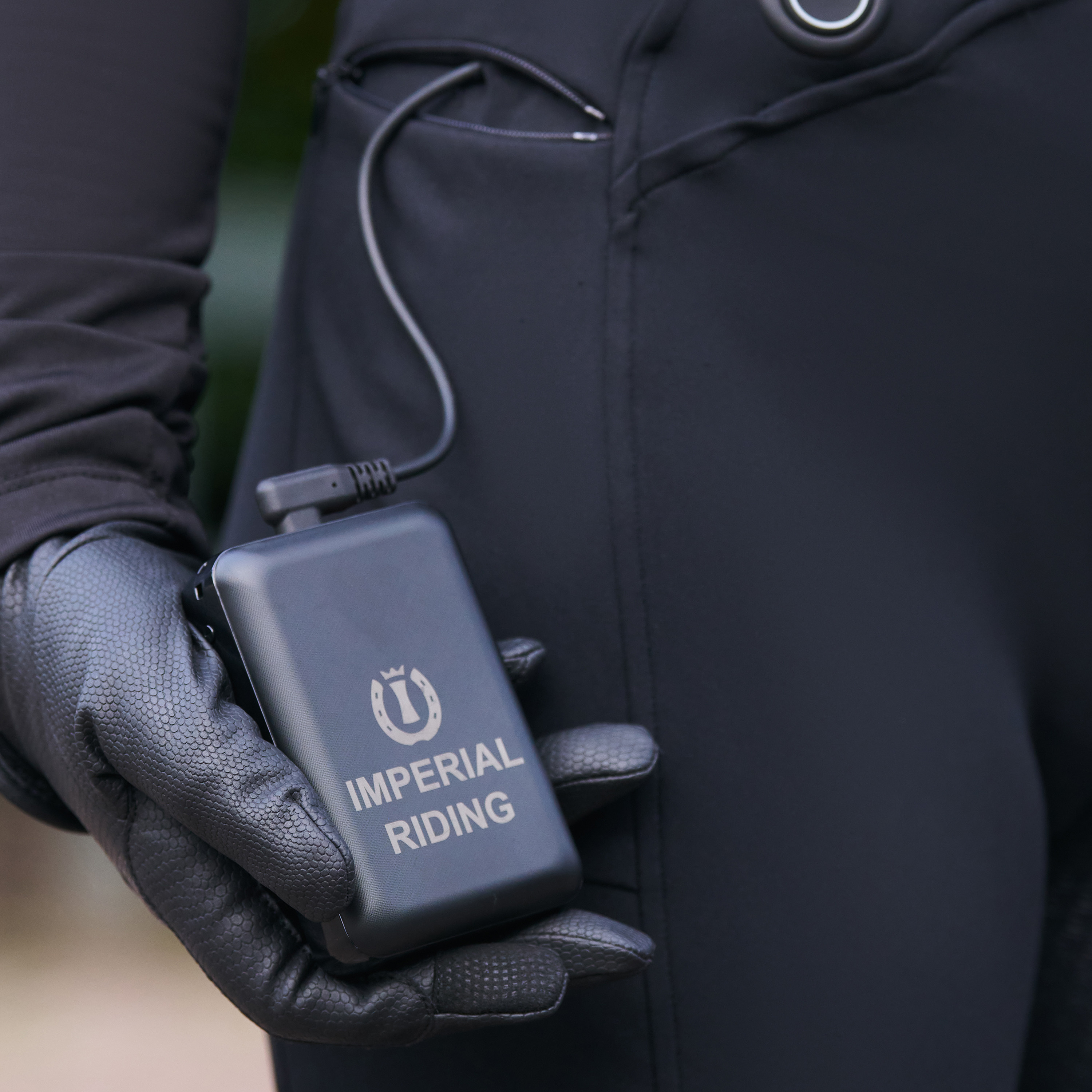Imperial Riding Powerbank Heat - Black - 4
