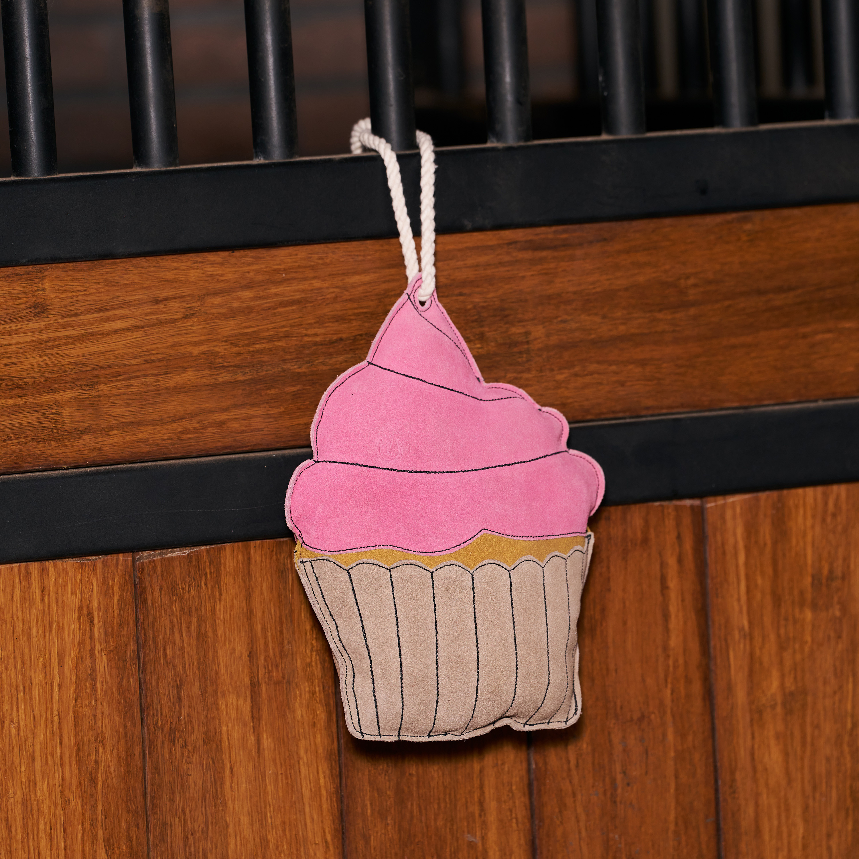 Imperial Riding Stallfreund Muffin - Pink - 2