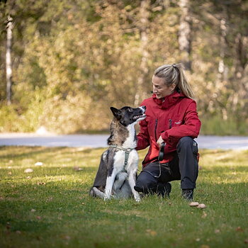 Arrak Outdoor Sadetakki Naisille - Punainen, L