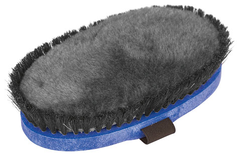 Groovy brush "Diva" with lambskins from HAAS - 2