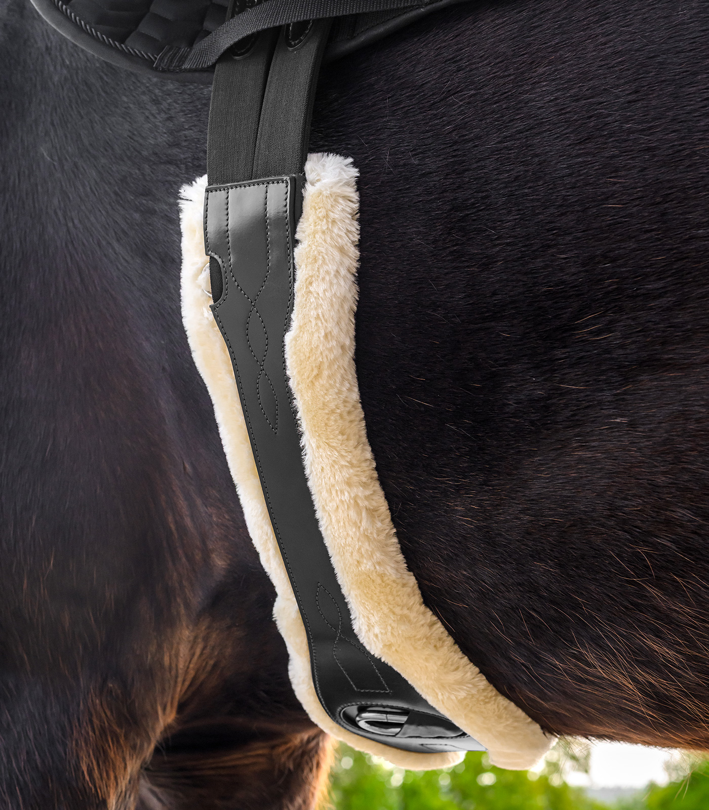 Waldhausen leather saddle girth with ECO Wool - black - 3