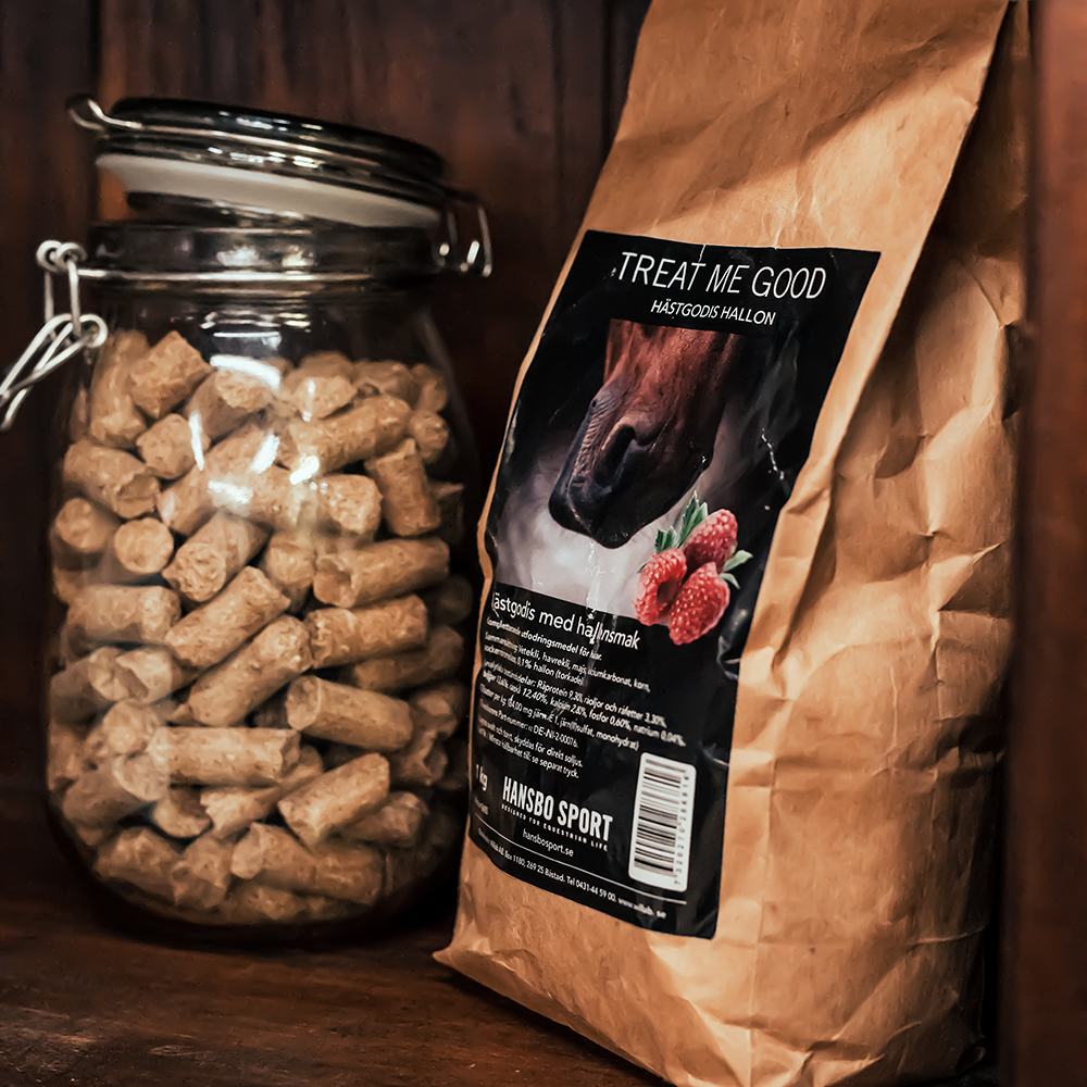 Hansbo Sport Treat Me Good Horse Candy Raspberry 1 kg - 2