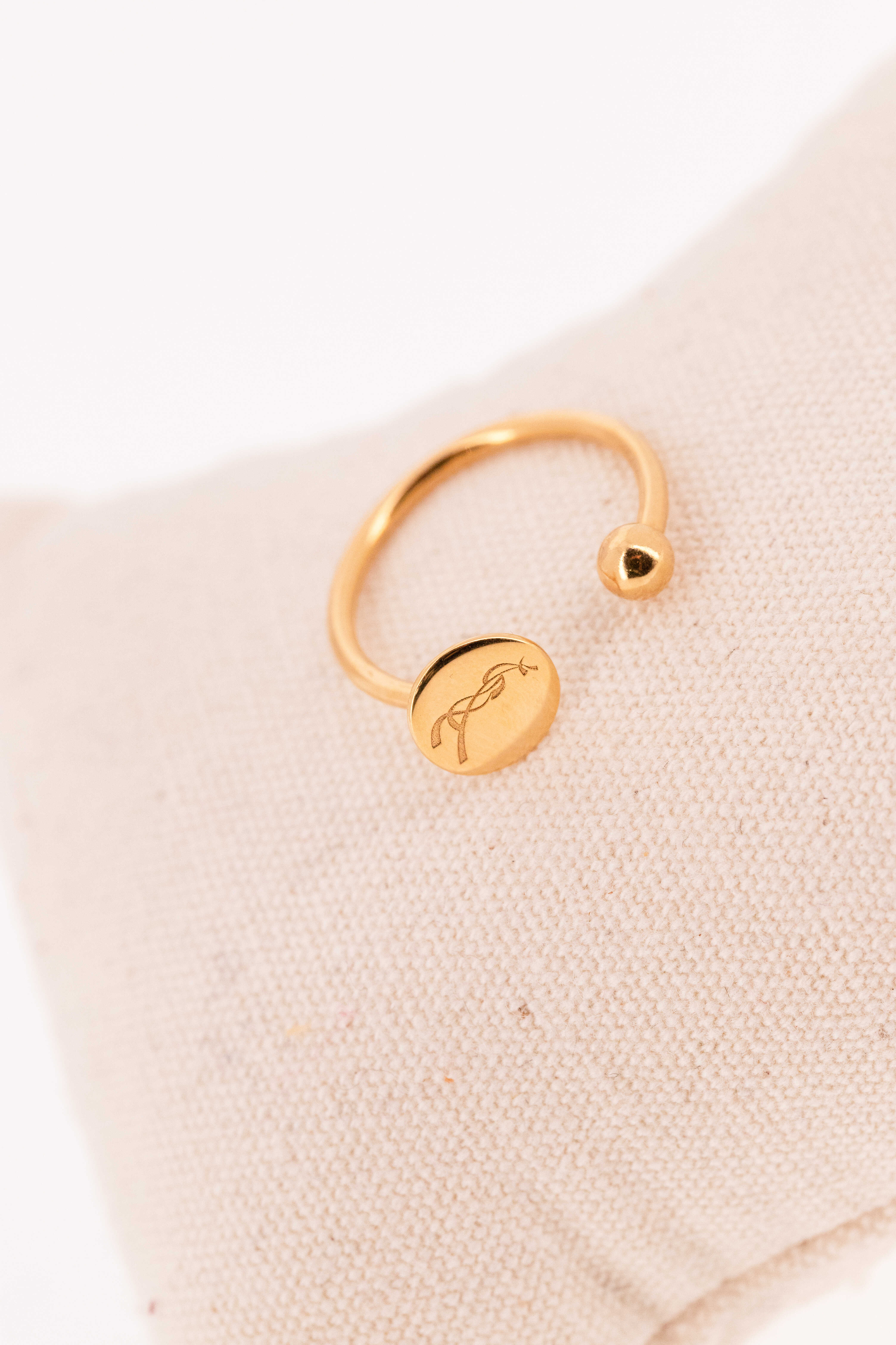 Penelope Lisa Ring Golden - 4