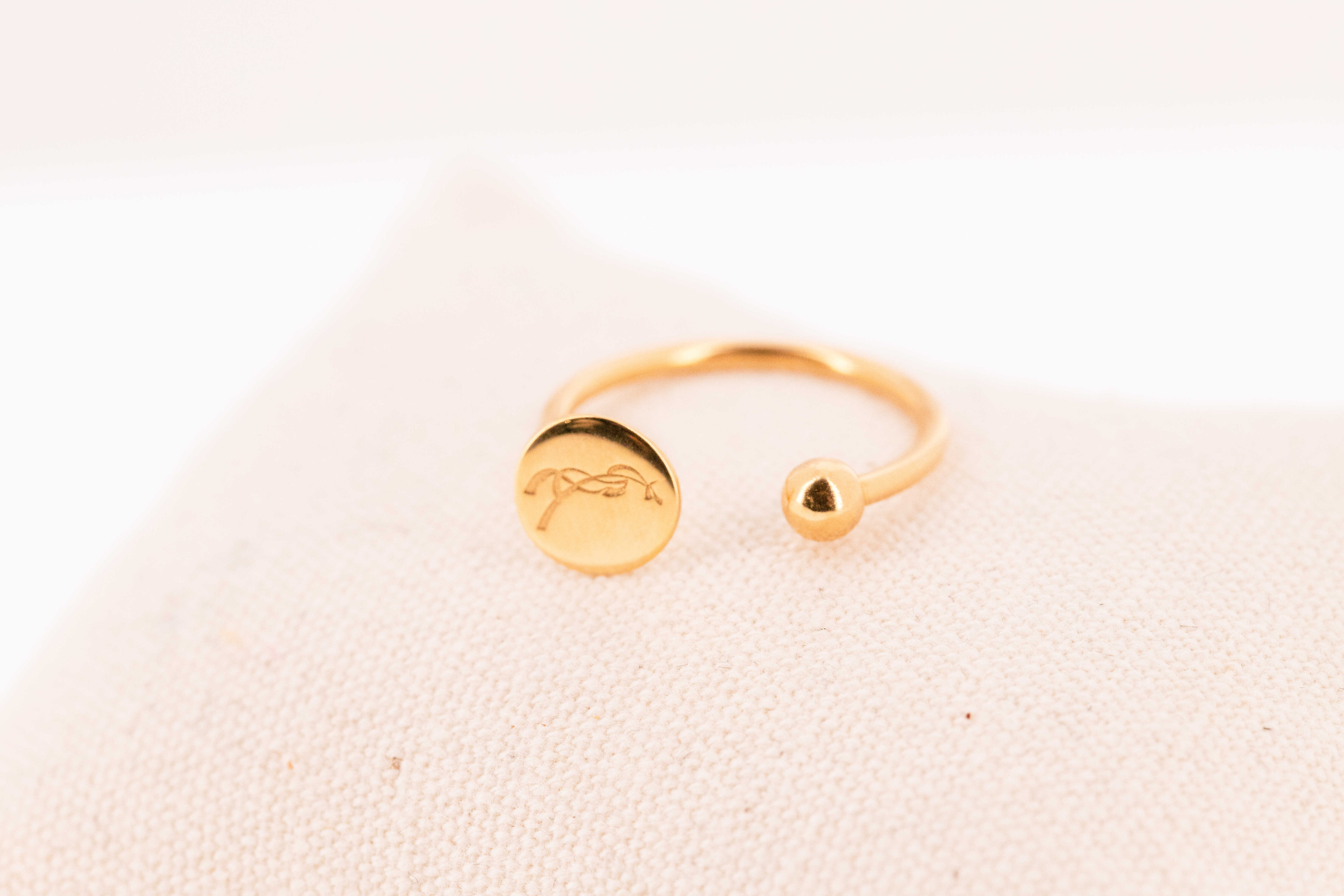 Penelope Lisa Ring Golden - 2