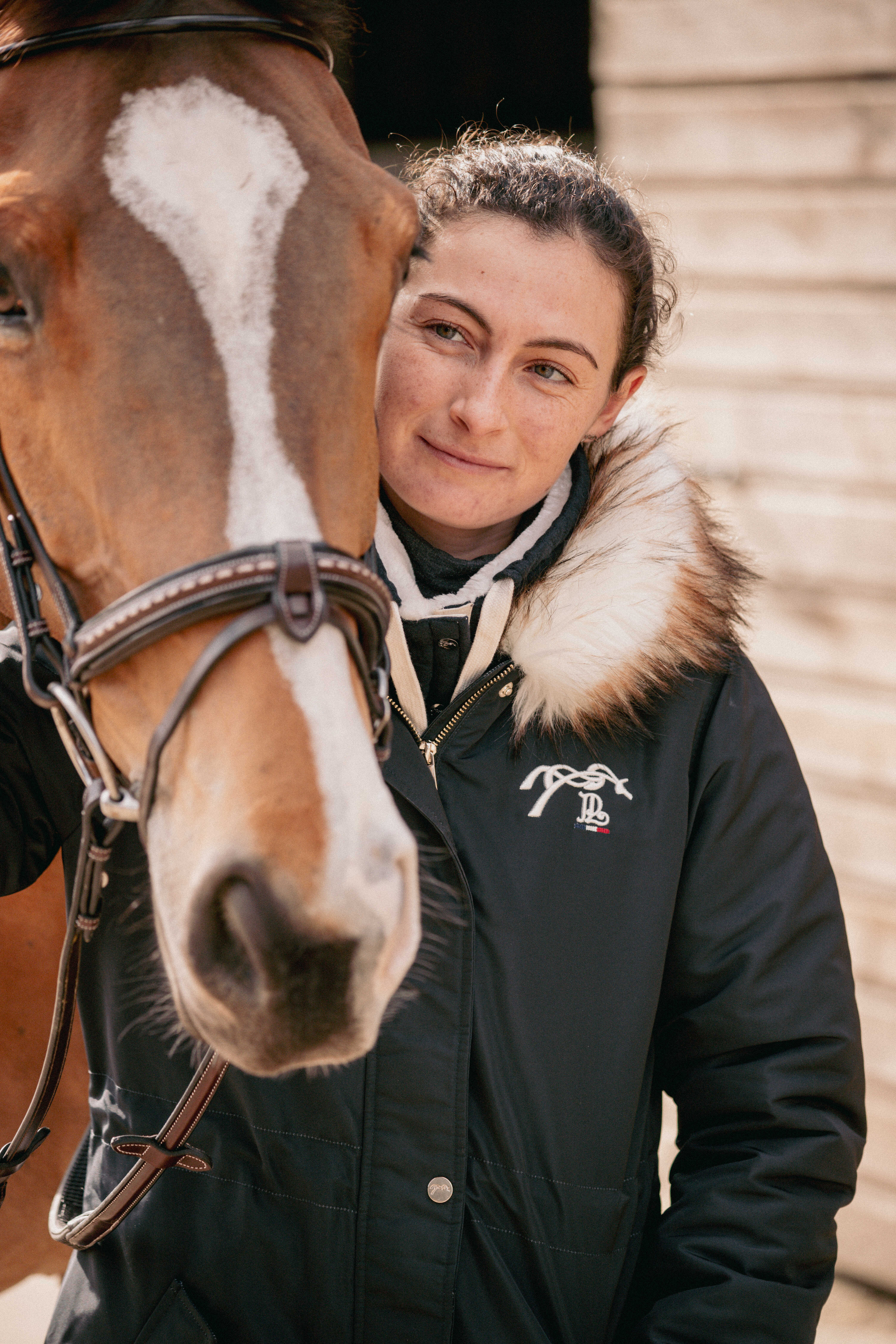Penelope Mega Lyon Ridjacka Svart - 2