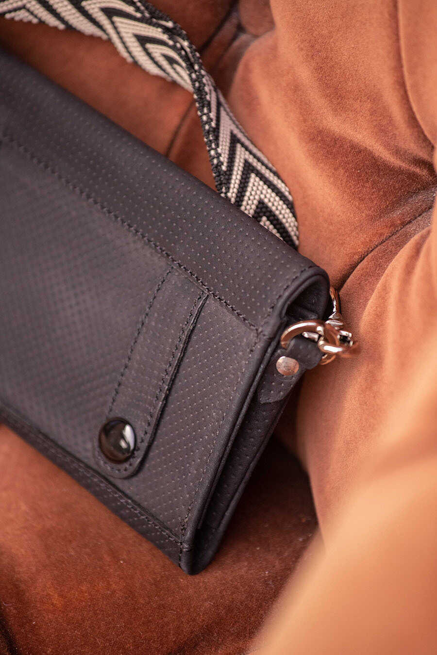 Pénélope Cell Phone Pocket Black - 12