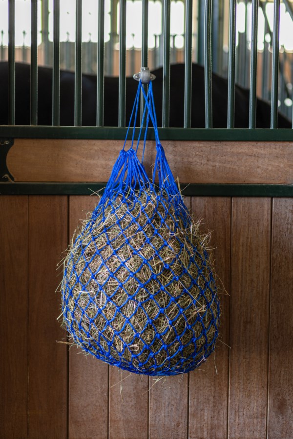 Kerbl Hay Net Nova - Blue 30x30 mm - Slowfeed