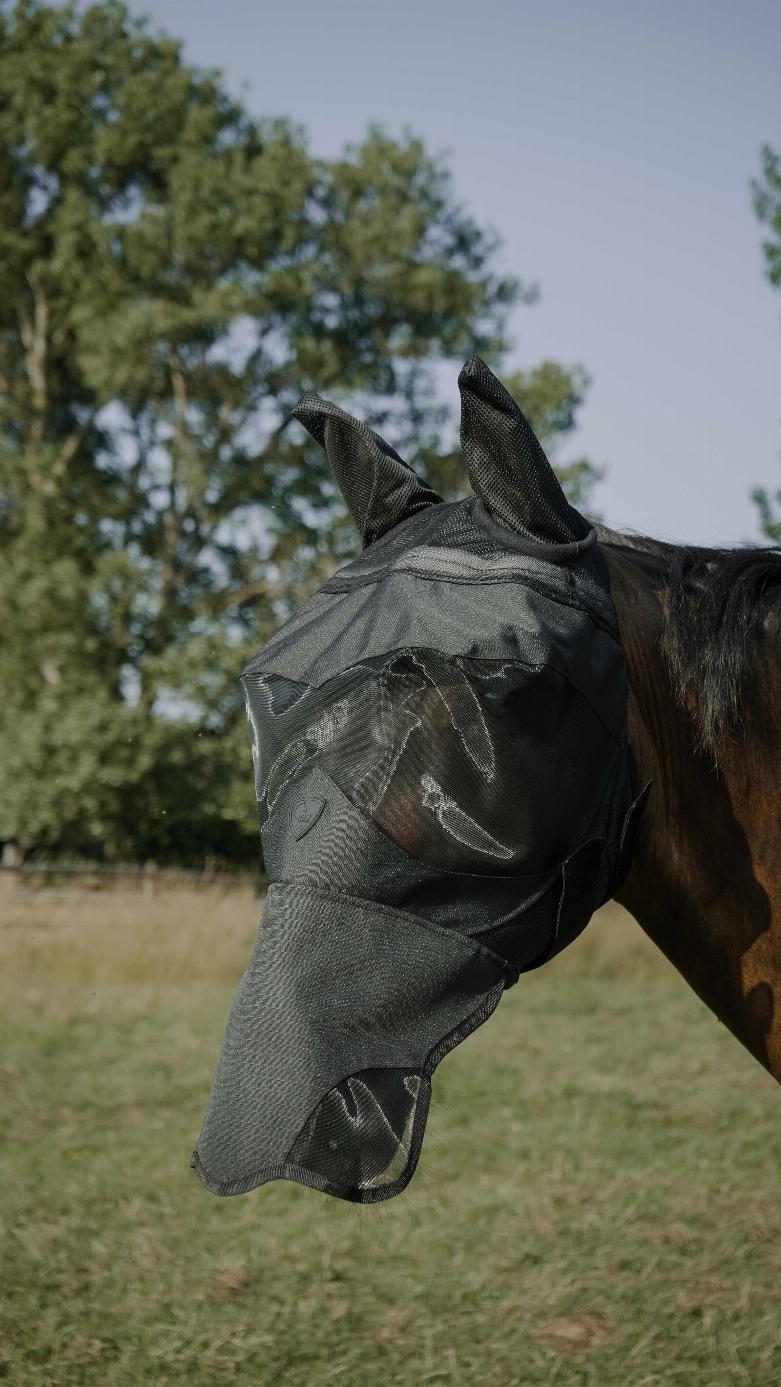 Pro Series Visor UV Fly Mask Black