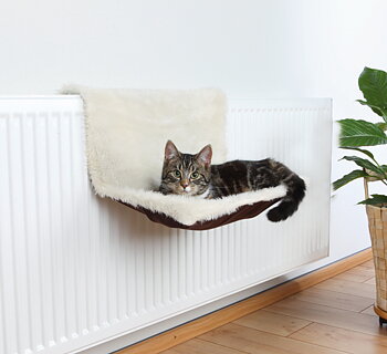 Trixie Radiator Bed- Cream / brown