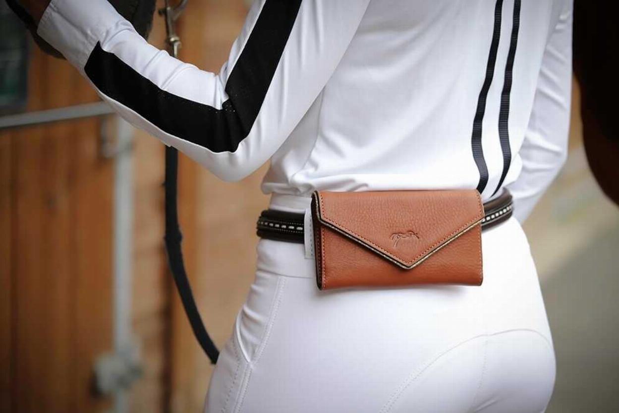 Penelope Mobilväska Cognac