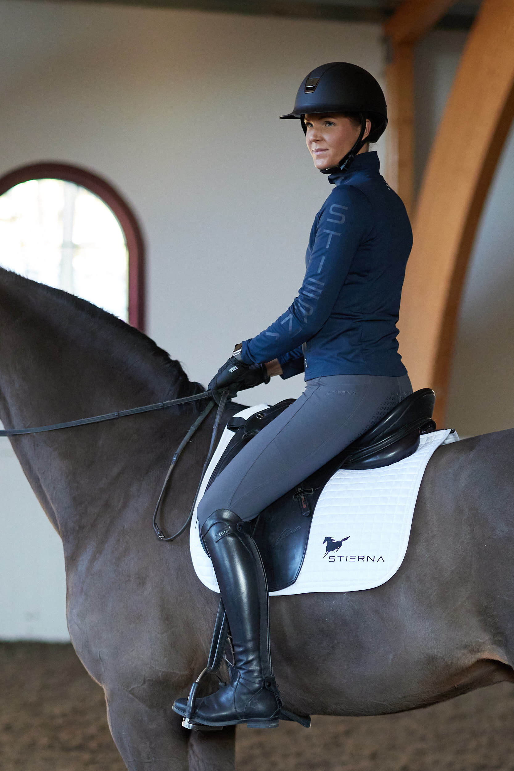 Stierna Vera Breeches Full Seat - White