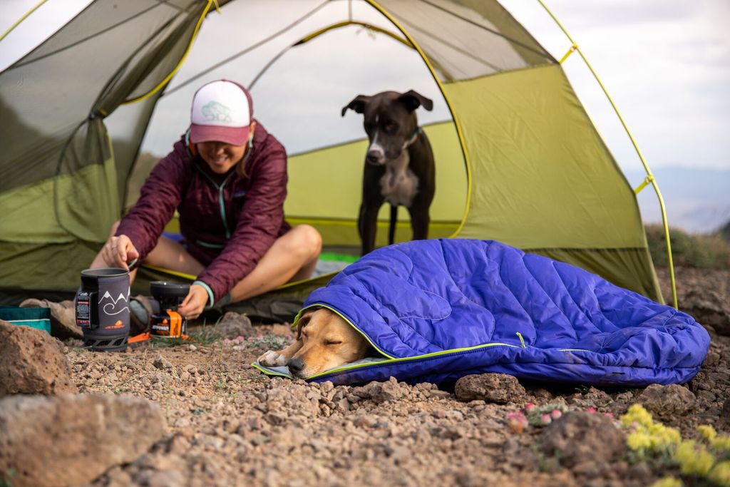 Ruffwear Highlands™ ‑makuupussi koiralle – Huckleberry Blue (mustikansininen) - 4