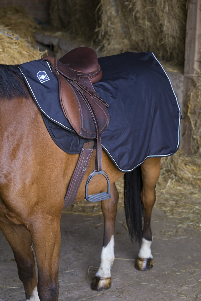 RIDING WORLD Vattentätt Ridtäcke Fodrat Med Polar Fleece Svart, 125