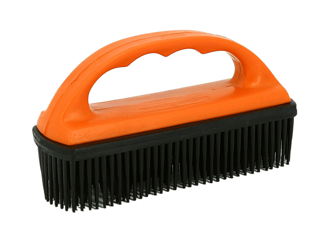 HIPPOTONIC Rubber Brush For Saddle Pad Red/Black - 3