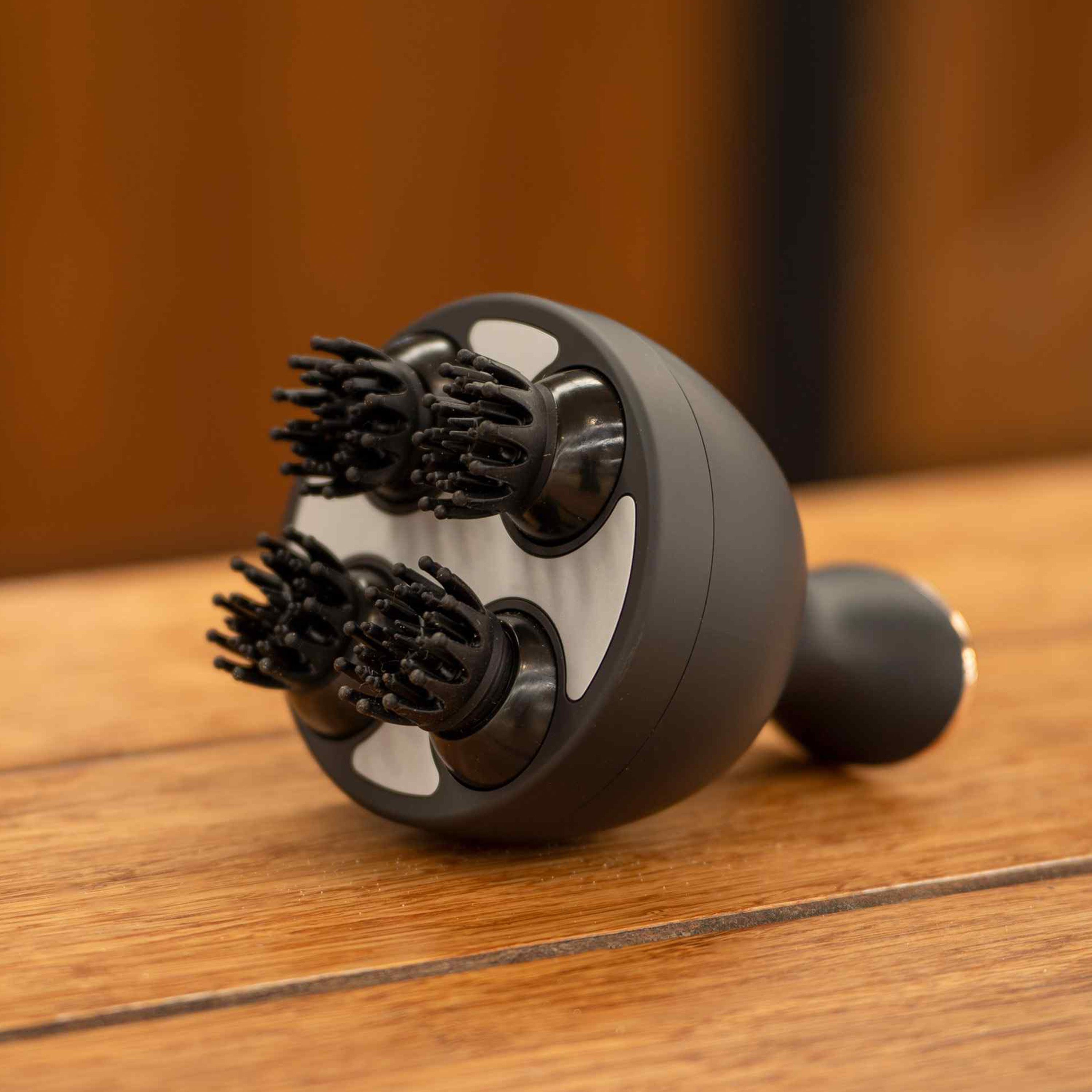 Imperial Riding Volta Grooming & Relaxation Brush - 14