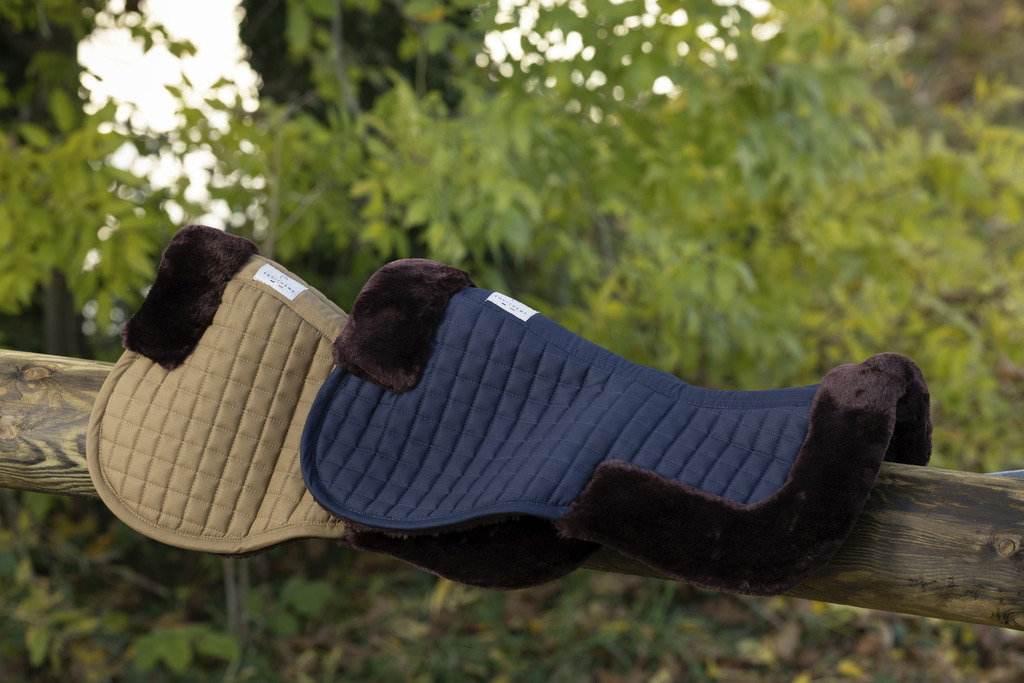 EQUITHEME Teddy Romaani Camel/Musta - Full size - 5