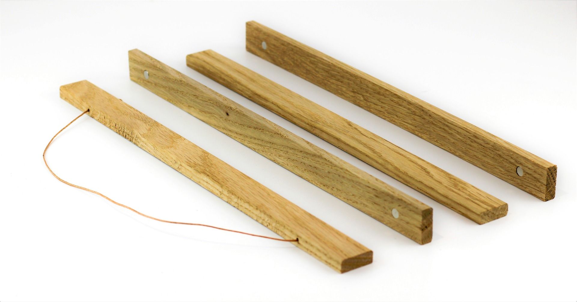 Poster Hanger -Ek Bredd 50 cm alt. 70 cm - 2