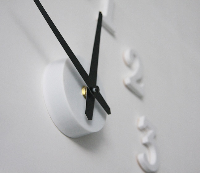 Klocka med EVA plast dekor -Design Deco - 3