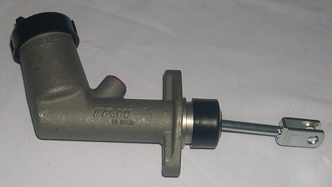 Huvudcylinder broms o koppling