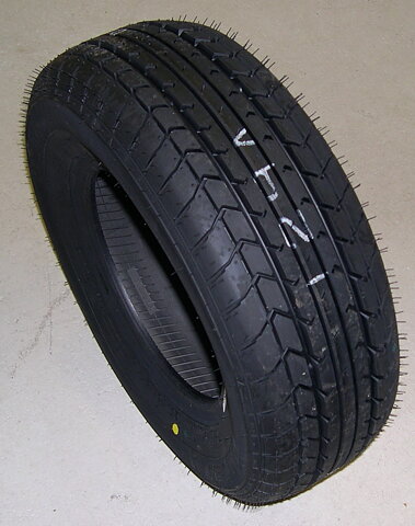 Däck Falken 165/70/10
