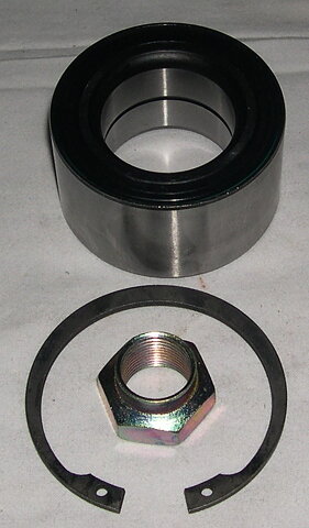 Hjullagersats fram  Mazda 626
