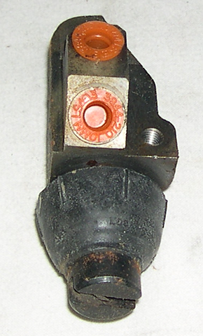 Hjulcylinder fram V.