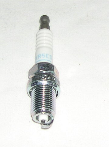 Tändstift BKR5ES