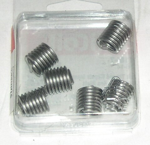 Helicoilgänga motorblock