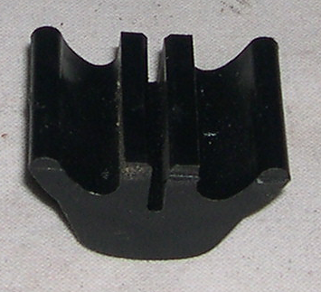 Avgasupphängning plast