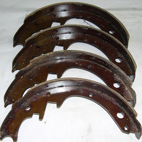 Bromsbackar bak