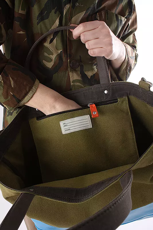 プレセント新社名