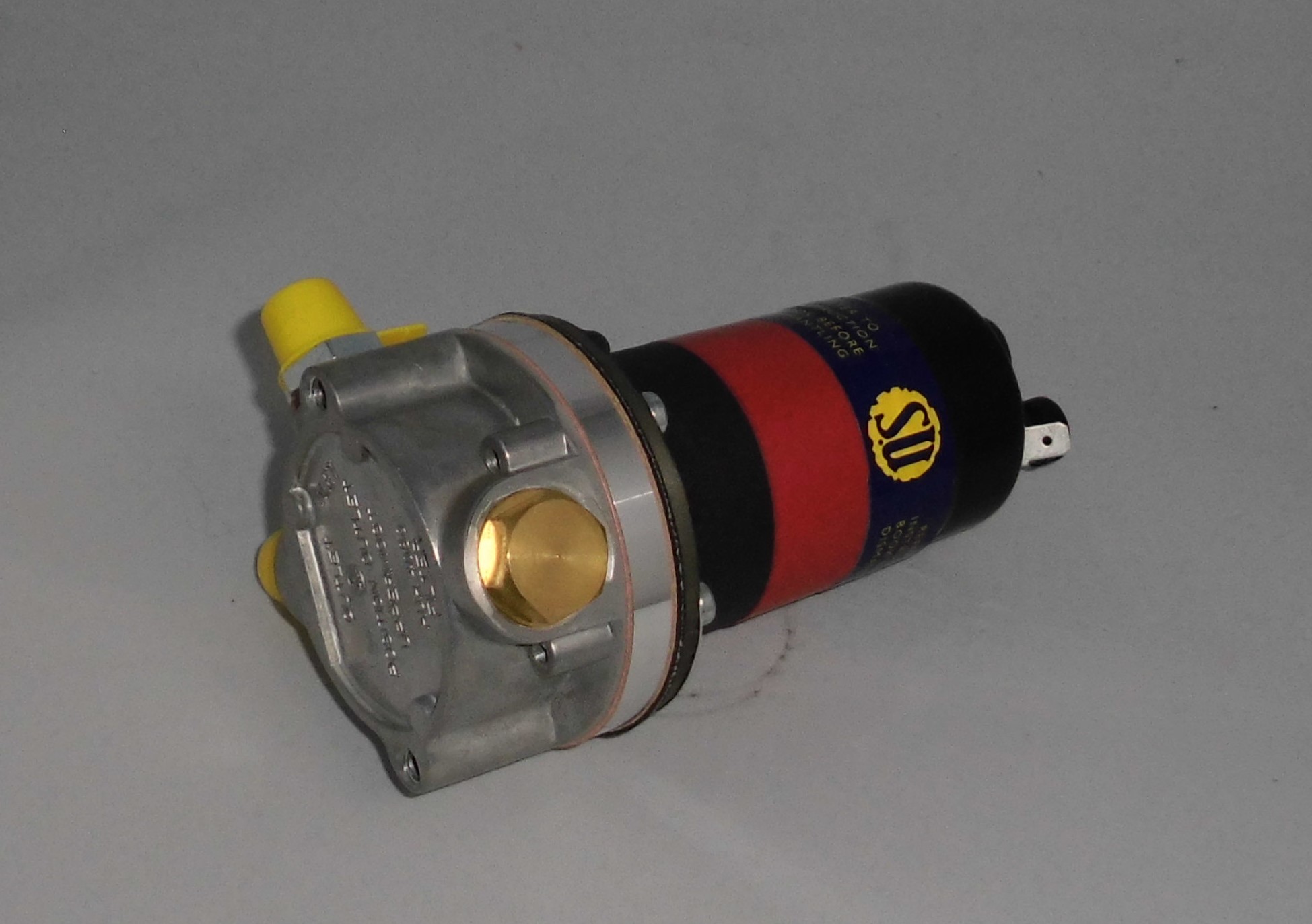 Electronic fuel pump 12V positive earth