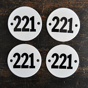 Gammal emaljskylt nr 221