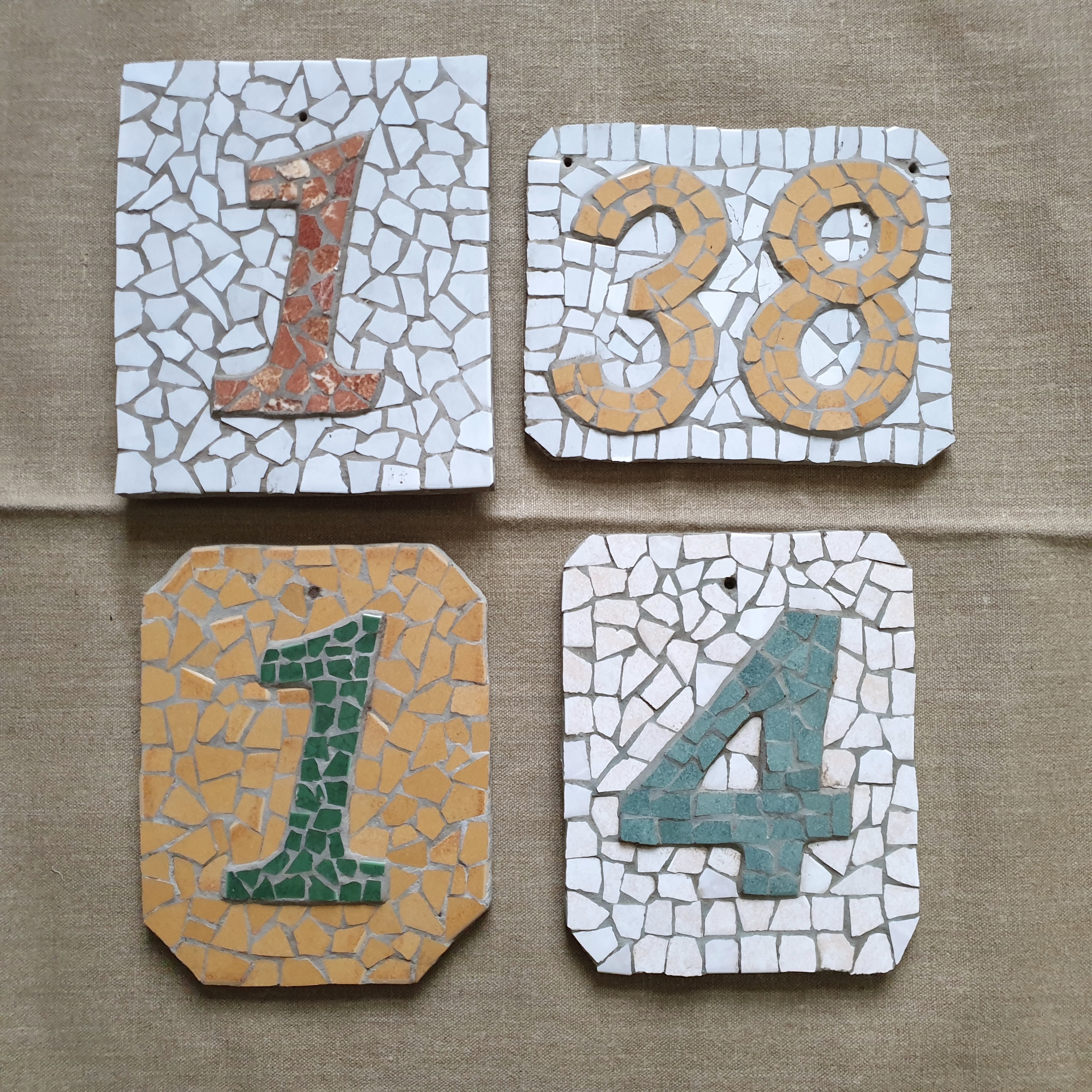 Mosaic number tiles