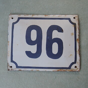 Gammal emaljskylt nummer 96