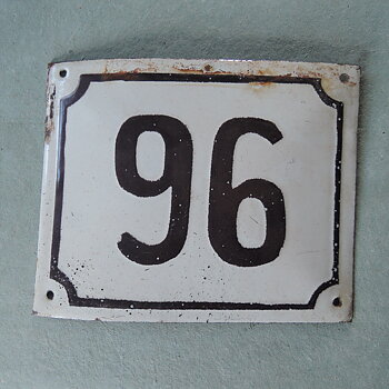 Gammal emaljskylt nummer 96