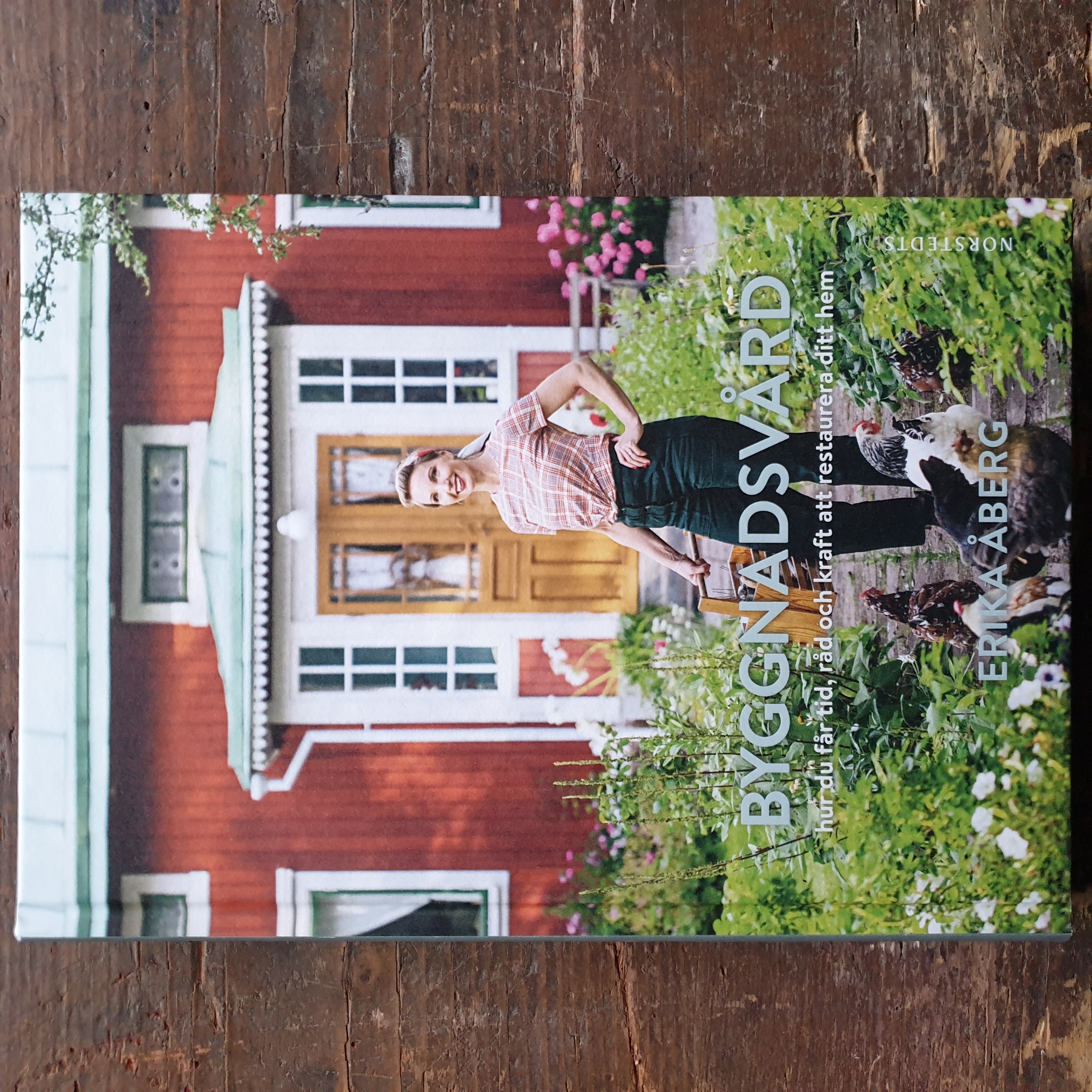 Boken "Byggnadsvård" av Erika Åberg