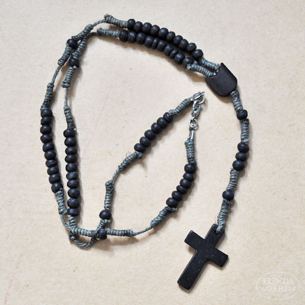 Necklace - black pearls