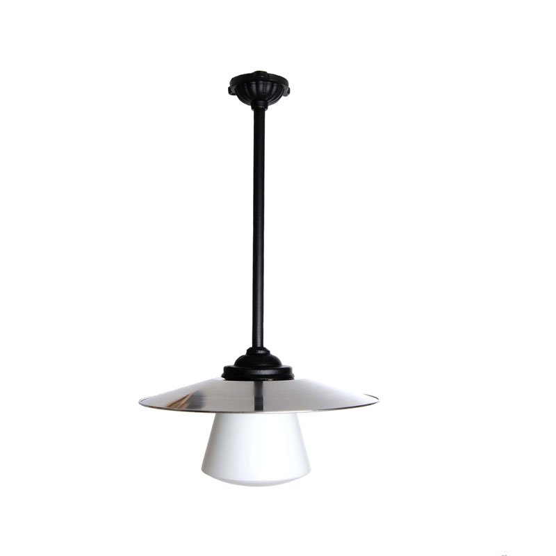 Outdoor lamp, station lamp, hanging