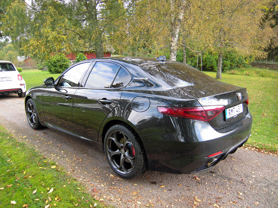 Alfa Romeo Giulia Veloce Q4 - 2017 - 5