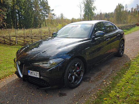 Alfa Romeo Giulia Veloce Q4 - 2017