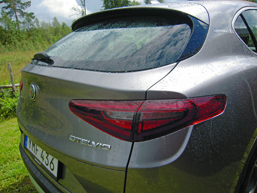 Alfa Romeo Stelvio First Edition - 2017 - 6