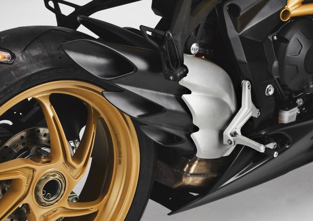 MV Agusta Superveloce - 2021 - 12