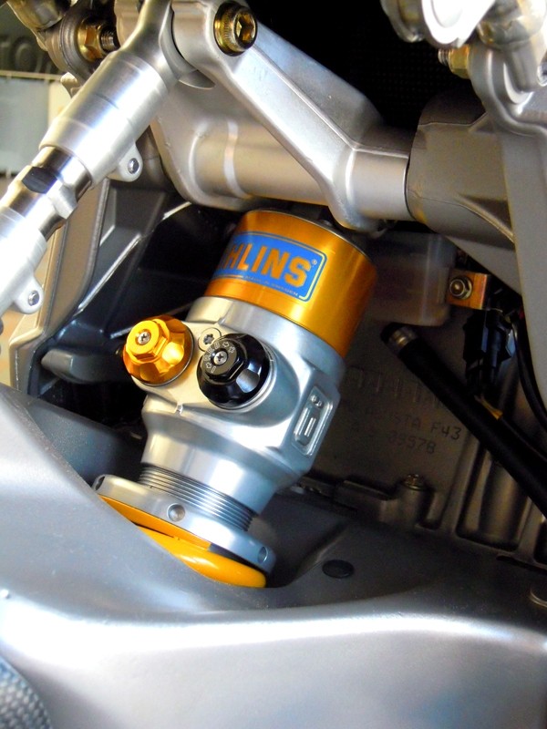 Rear Shock kit Öhlins TTX MV Agusta 4-cyl - MotoCorse - 3