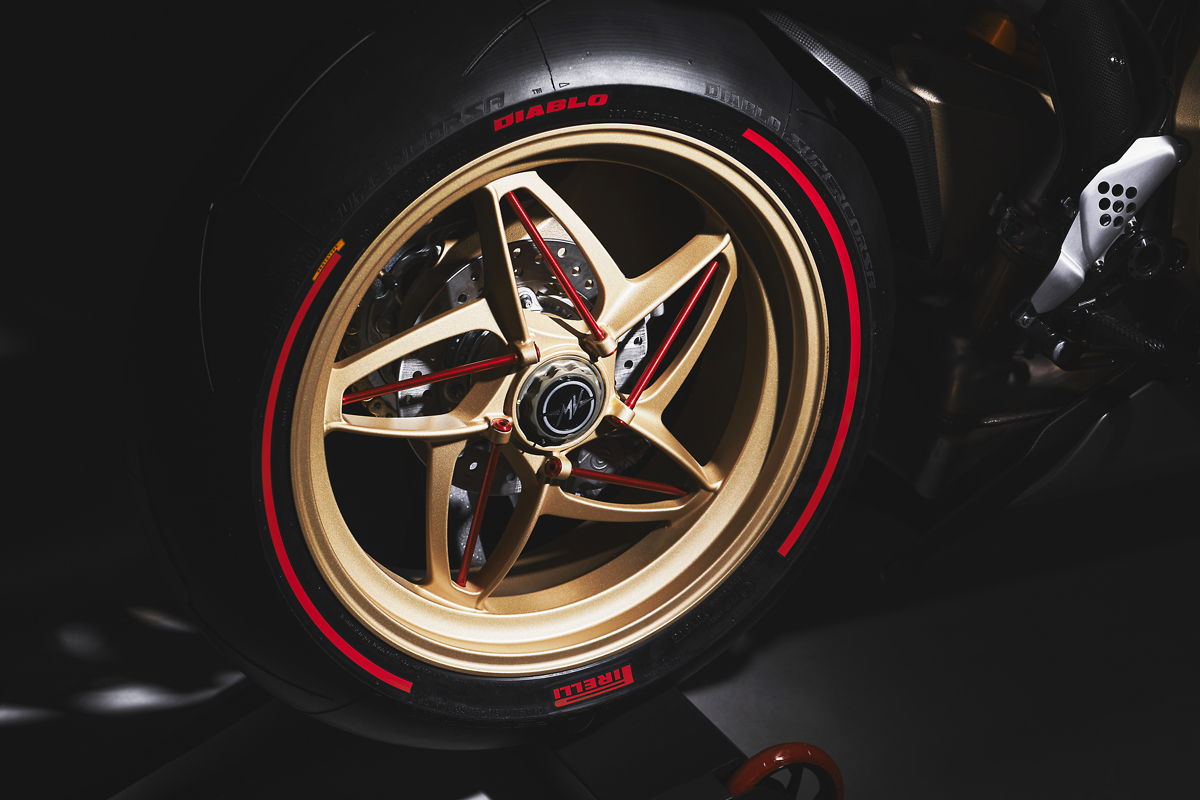 MV Agusta Superveloce 1000 Serie Oro - 2023 - 8
