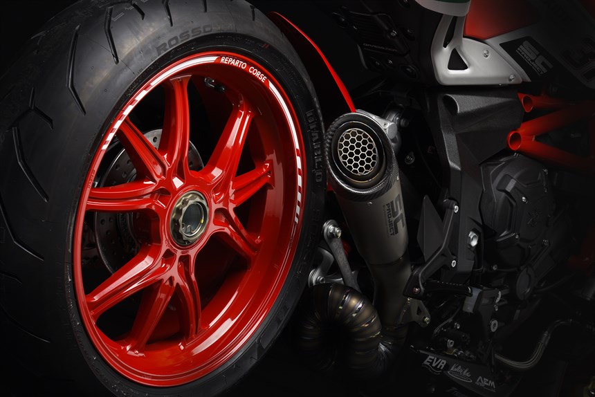 MV Agusta Dragster 800 RC - 2018 - 14