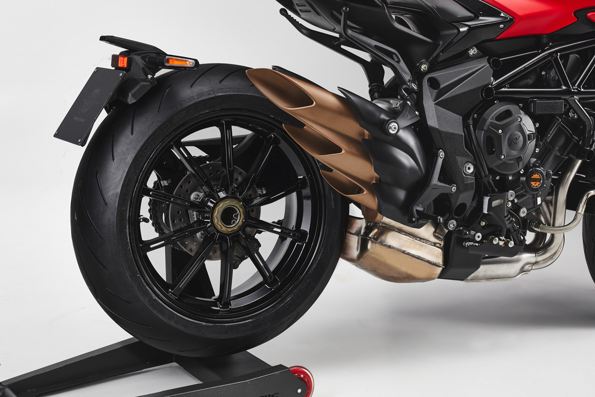 MV Agusta Dragster 800 Rosso - 2021 - 13