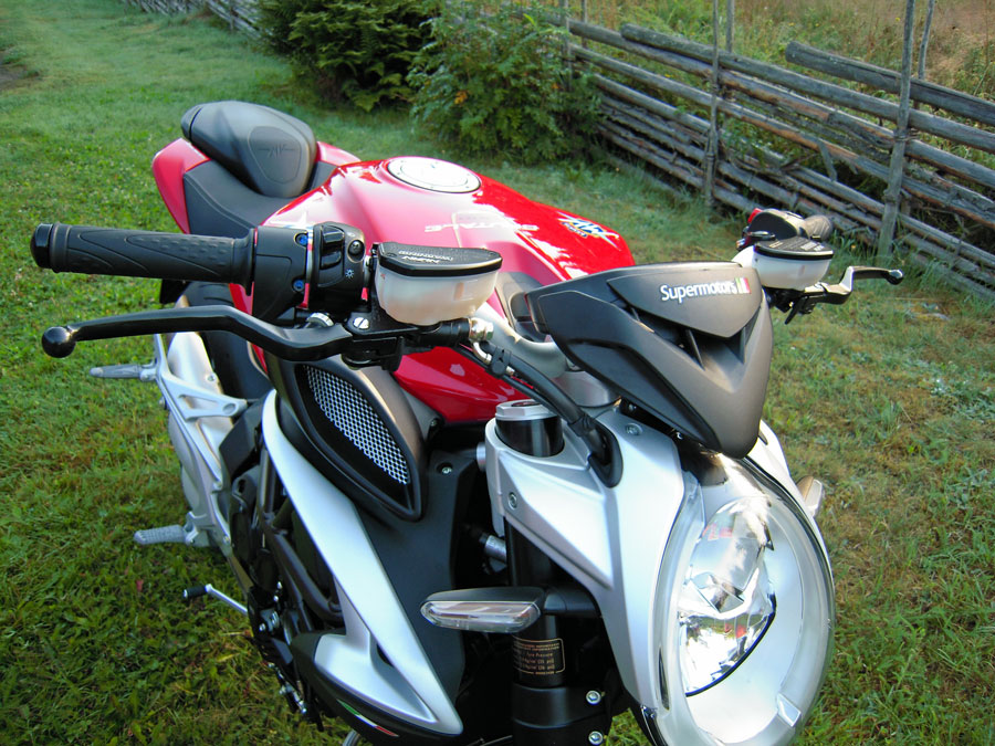 MV Agusta Brutale 800 ABS/EAS - 2016 - 3