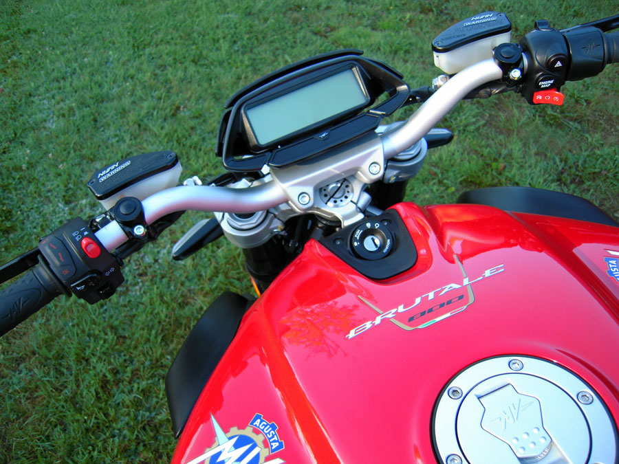 MV Agusta Brutale 800 ABS/EAS - 2016 - 9